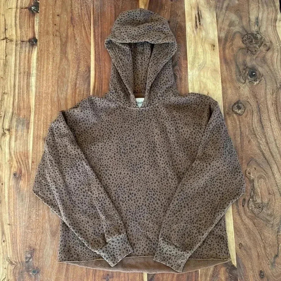 Abercrombie & Fitch Tops - Abercrombie & Fitch Soft A&F Collection 🐆 Spot Cropped Hoodie